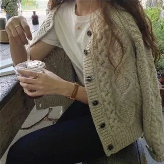 Qasira Twist Knitted Coat